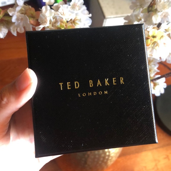 Ted Baker Flower 36mm Watch - Picture 6 of 7